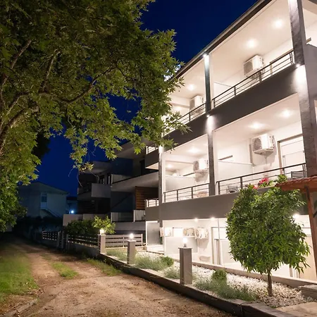 호텔 Kipos Néa Péramos