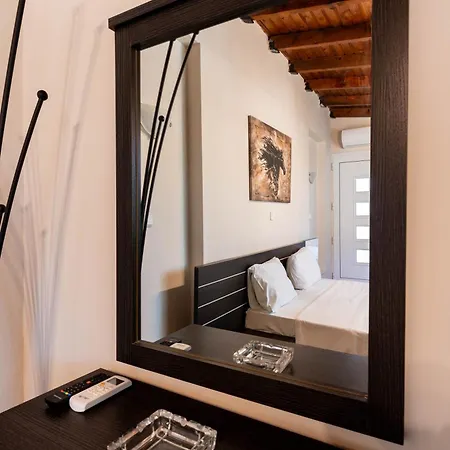 호텔 Kipos Néa Péramos