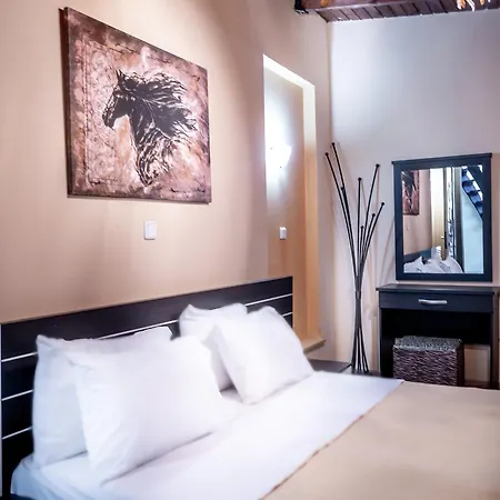 Kipos Hotel 3*