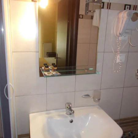 Hotel Kipos 3*