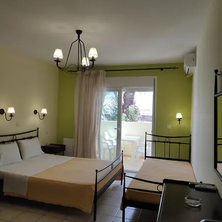 Hotel Kipos 3*