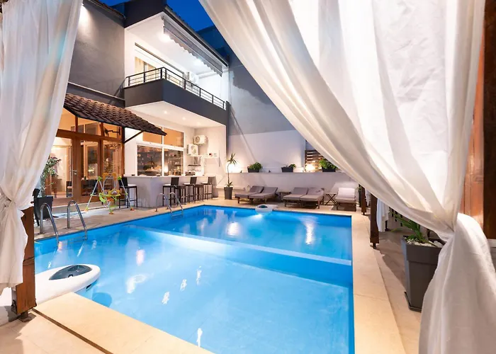 Kipos Hotel 3*