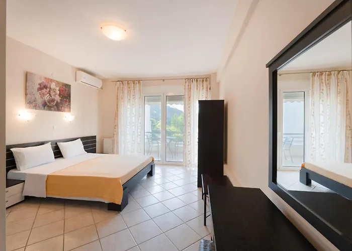 Kipos Hotel 3*