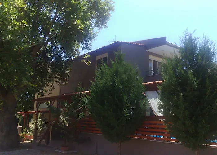 Kipos Hotel 3*