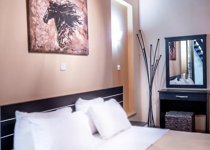 Kipos Hotel 3*