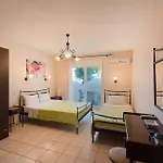 Kipos Hotel Néa Péramos