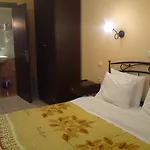Kipos 3* Néa Péramos