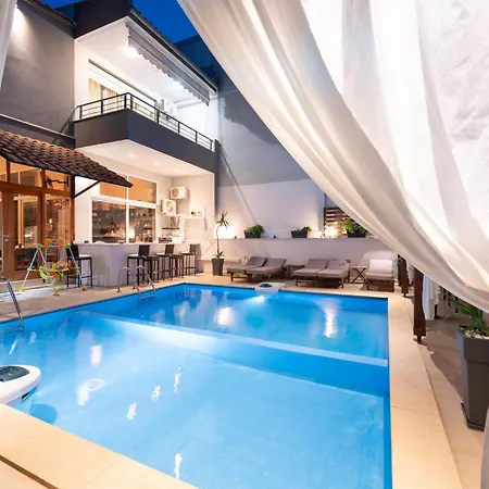Kipos Hotel 3*