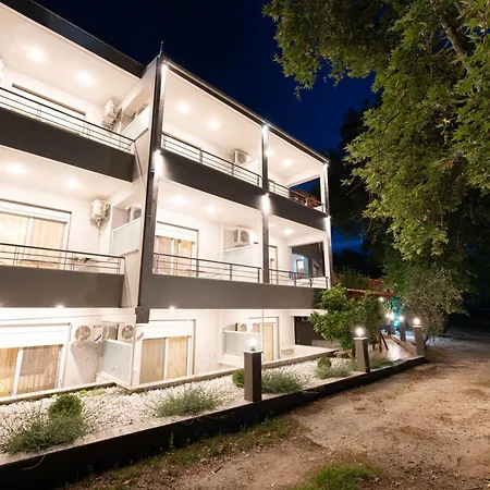 Kipos Hotel Néa Péramos