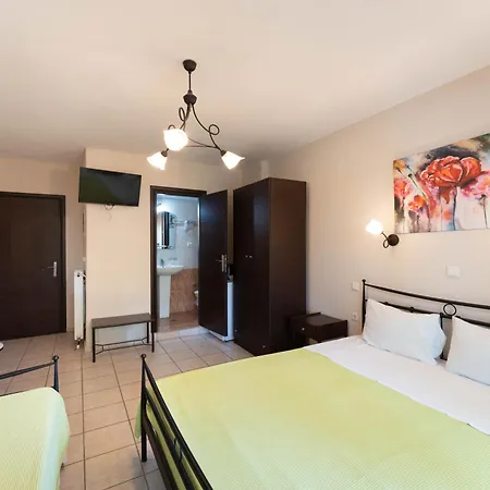Kipos Hotel 3*