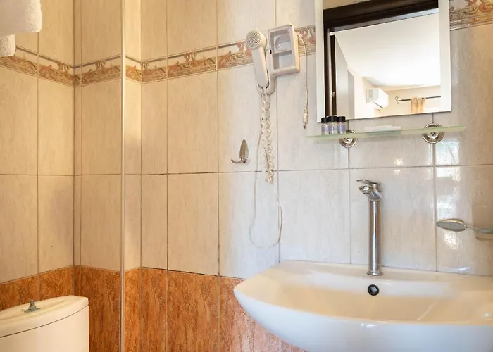 Kipos 3* Nea Peramos (Macedonia)